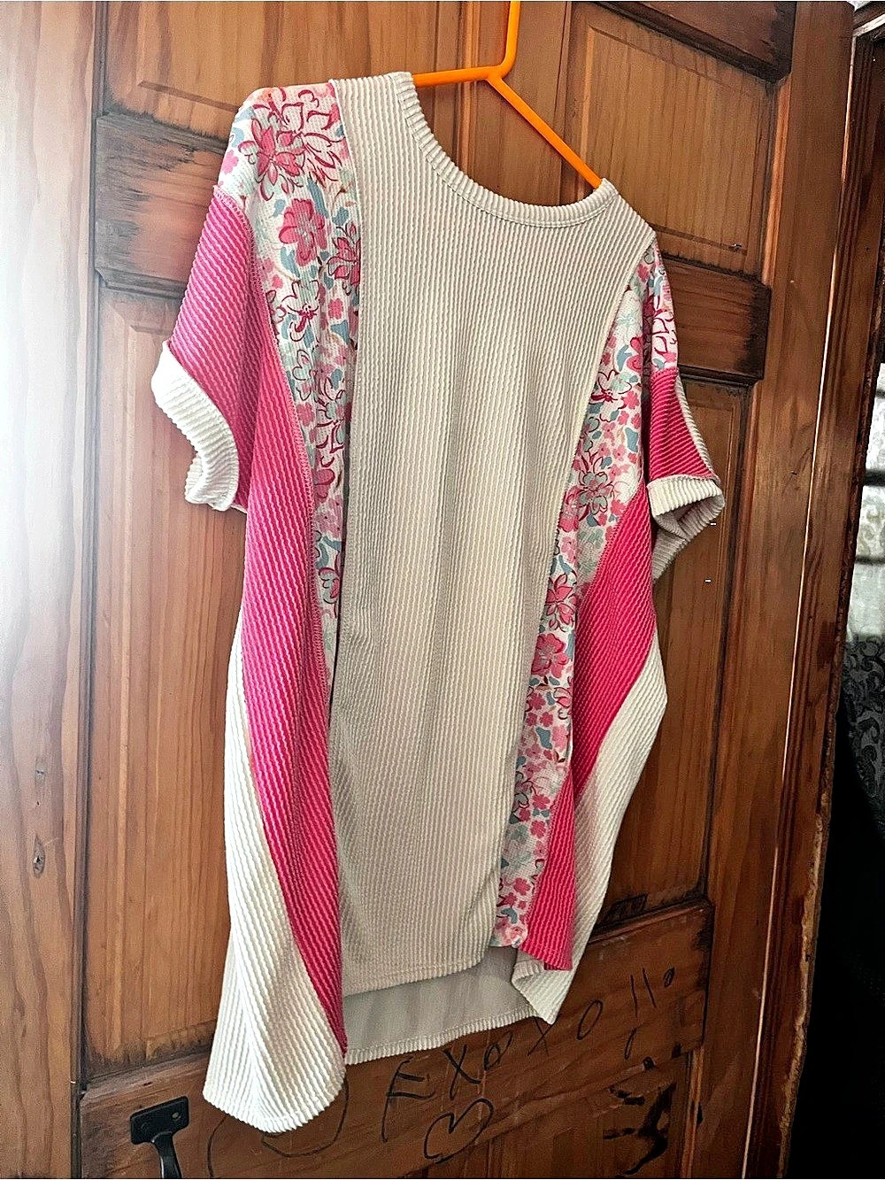 Color Block Floral Short Sleeve Top in Pink & Cream